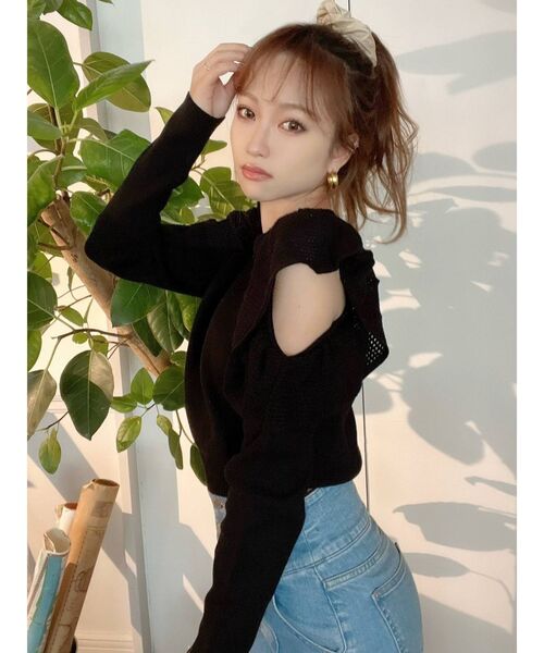 RESEXXY(リゼクシー)の「オープンショルダーメッシュニットプルオーバー(ニット/セーター・レディース・ブラック/ベージュ/ラベンダー・FREE)」の22枚目の写真