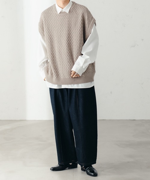 epnok（エプノック）の「ベーシックルーズシアーニットベスト（ベスト・メンズ・グレイッシュベージュ/ベージュ系その他/チャコールグレー/グレイッシュブルー・LARGE/MEDIUM/SMALL）」の18枚目の写真