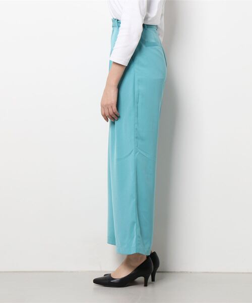 PAGEBOY（ページボーイ）の「CORE / ワイドタックカラーパンツ（スラックス・レディース・ピンク/ブルー系その他3・SMALL/MEDIUM）」の4枚目の写真