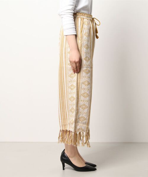 チャイハネ(チャイハネ)の「【チャイハネ】南インド織りストラナフリンジワイドパンツ(その他パンツ・レディース・ブラック/レッド/イエロー・FREE)」の4枚目の写真