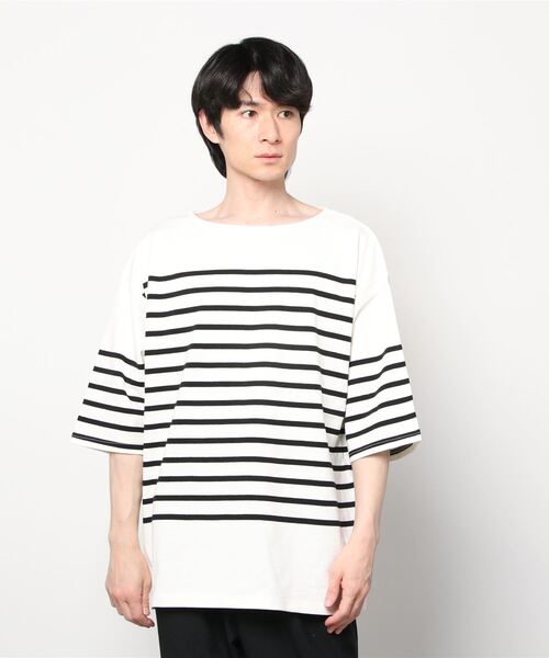 SITRY（シトリー）の「Panel border Loose silhouette boat neck T-shirt/パネルボーダー ルーズシルエット  ボートネック 半袖Ｔシャツ（Tシャツ/カットソー・メンズ・ブラック/レッド/ブルー/グリーン/ブラック系その他/ブルー系その他・M/L）」の16枚目の写真
