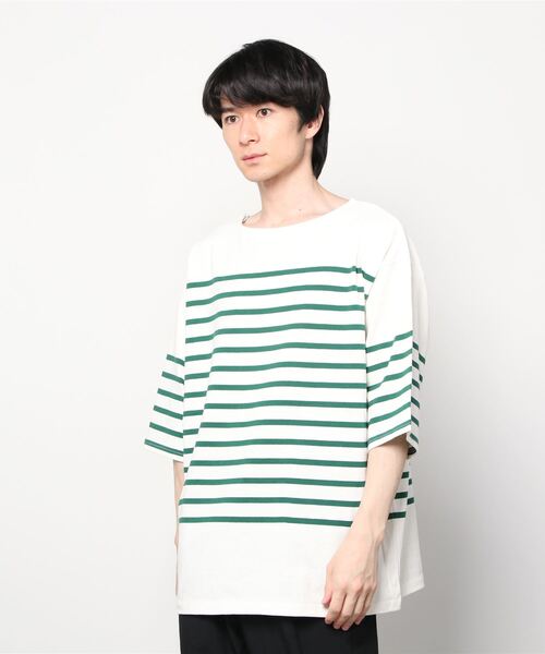 SITRY（シトリー）の「Panel border Loose silhouette boat neck T-shirt/パネルボーダー ルーズシルエット  ボートネック 半袖Ｔシャツ（Tシャツ/カットソー・メンズ・ブラック/レッド/ブルー/グリーン/ブラック系その他/ブルー系その他・M/L）」の21枚目の写真