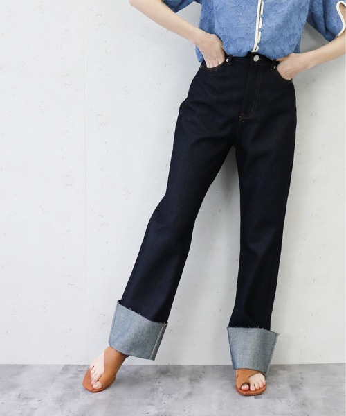 Per sist ence（パーシエンス）の「Per sist ence/パーシエンス　11オンス ロールアップデニムパンツ（デニムパンツ・レディース・ブラック/インディゴブルー・SMALL/MEDIUM）」の3枚目の写真