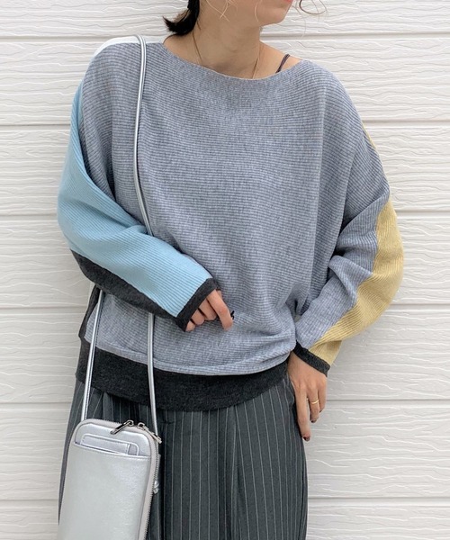 Q(キュー)の「ブロックカラー横リブドルマンニット(ニット/セーター・レディース・ブラック/パープル/アイボリー/バーガンディー/ライトグレー/ベージュ/マスタード/ネイビー/グレー系その他/ホワイト系その他・MEDIUM)」の5枚目の写真