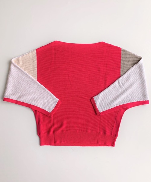 Q(キュー)の「ブロックカラー横リブドルマンニット(ニット/セーター・レディース・ブラック/パープル/アイボリー/バーガンディー/ライトグレー/ベージュ/マスタード/ネイビー/グレー系その他/ホワイト系その他・MEDIUM)」の19枚目の写真