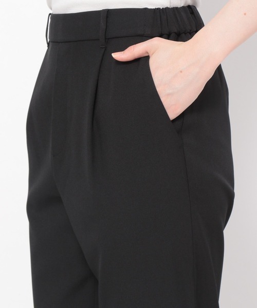 LEPSIM（レプシィム）の「嬉しい機能が付いたテーパードパンツ【ハタラク7DAYSパンツ】　281108（スラックス・レディース・ブラック/ピンク/グリーン/マスタード/グレイッシュベージュ・SMALL/MEDIUM/LARGE/X-LARGE/X-SMALL）」の9枚目の写真