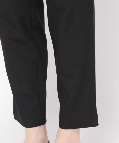 LEPSIM（レプシィム）の「嬉しい機能が付いたテーパードパンツ【ハタラク7DAYSパンツ】　281108（スラックス・レディース・ブラック/ピンク/グリーン/マスタード/グレイッシュベージュ・SMALL/MEDIUM/LARGE/X-LARGE/X-SMALL）」の10枚目の写真