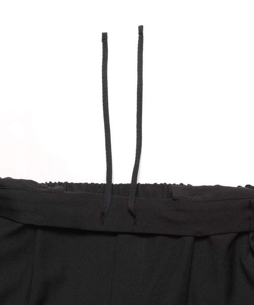 LEPSIM（レプシィム）の「嬉しい機能が付いたテーパードパンツ【ハタラク7DAYSパンツ】　281108（スラックス・レディース・ブラック/ピンク/グリーン/マスタード/グレイッシュベージュ・SMALL/MEDIUM/LARGE/X-LARGE/X-SMALL）」の13枚目の写真