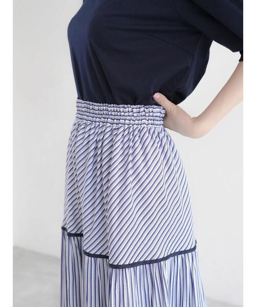 Areeam（アリーム）の「パイピングティアードロングスカート（スカート・レディース・ベージュ/ネイビー・FREE）」の4枚目の写真