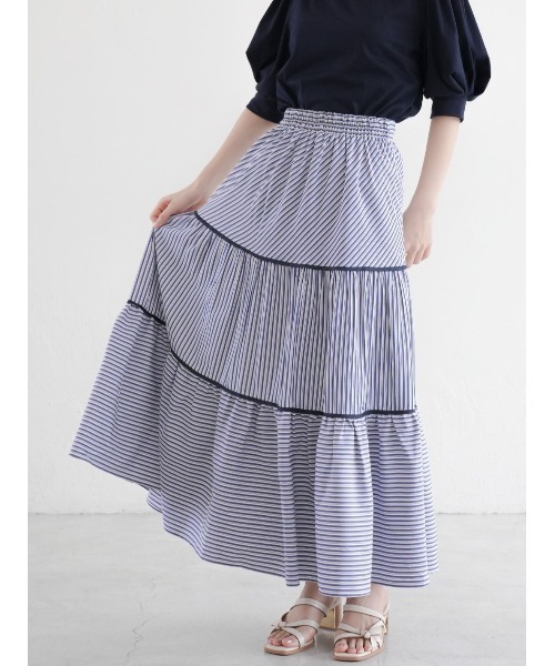 Areeam（アリーム）の「パイピングティアードロングスカート（スカート・レディース・ベージュ/ネイビー・FREE）」の2枚目の写真