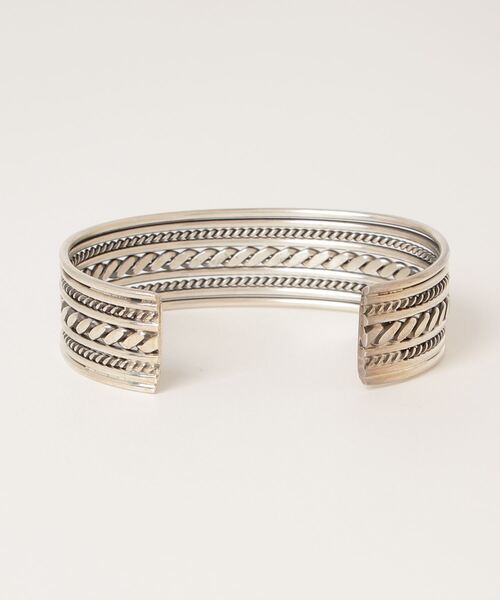Indian Jewelry(インディアンジュエリー)の「INDIAN JEWELRY / BRACELET 78(ブレスレット・レディース・シルバー・ONE SIZE)」の2枚目の写真