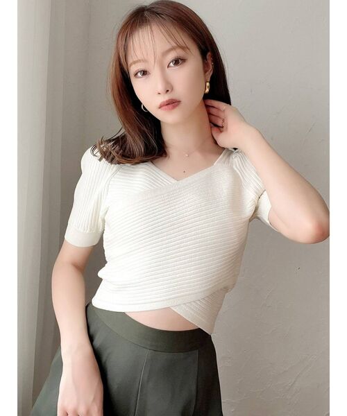 RESEXXY（リゼクシー）の「フロントクロスパワショルニット（ニット/セーター・レディース・ホワイト/ブラック/グリーン/ブラウン・FREE）」の11枚目の写真