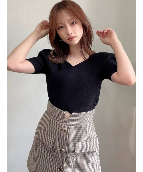 RESEXXY（リゼクシー）の「フロントクロスパワショルニット（ニット/セーター・レディース・ホワイト/ブラック/グリーン/ブラウン・FREE）」の17枚目の写真