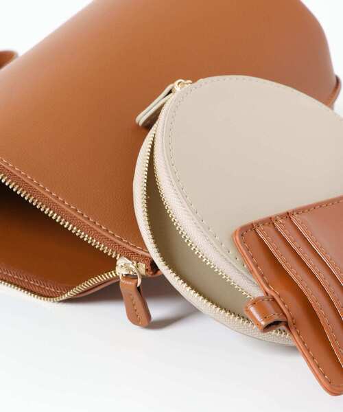 URBAN RESEARCH（アーバンリサーチ）の「マルチWAYセットバッグ（ハンドバッグ・レディース・ブラック/ブラウン・-）」の15枚目の写真