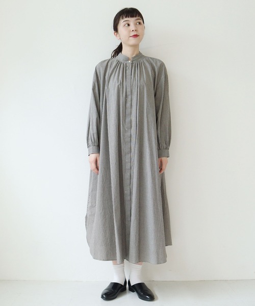 l'atelier du savon(アトリエドサボン)の「グラッドストーンカラー ギンガムシャツワンピース(シャツワンピース・レディース・ブラック/レッド・FREE)」の3枚目の写真
