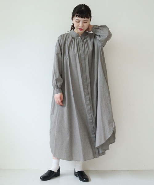 l'atelier du savon(アトリエドサボン)の「グラッドストーンカラー ギンガムシャツワンピース(シャツワンピース・レディース・ブラック/レッド・FREE)」の4枚目の写真