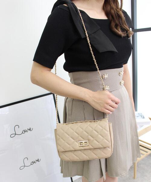 INGNI（イング）の「キルティングショルダーBAG（ハンドバッグ・レディース・ブラック/ボルドー/キャメル・ONE SIZE）」の13枚目の写真