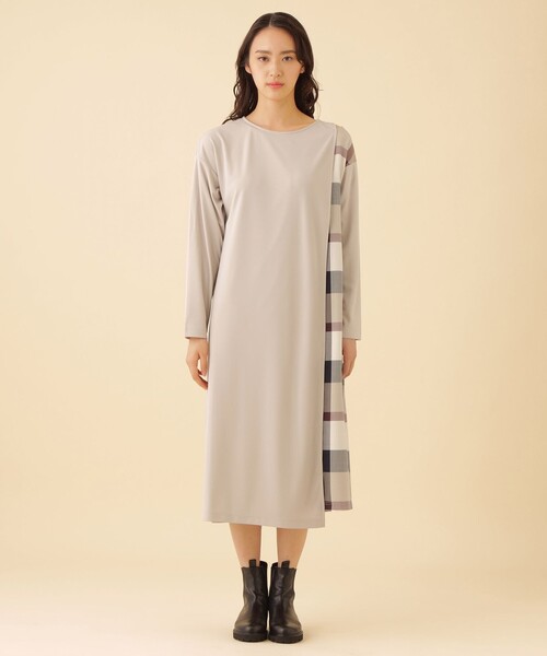 CB CRESTBRIDGE（シービークレストブリッジ）の「肩見せIラインワンピース（ワンピース・レディース・ダークブラウン/ライトベージュ/ダークネイビー・S/M）」の15枚目の写真