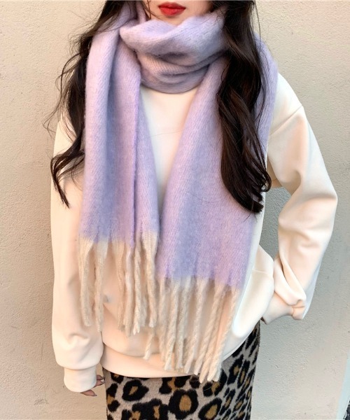 yuue' ( wear )(ユーイ)の「mochimochi大判マフラー(マフラー・レディース・ブラック/レッド/パープル/オフホワイト・FREE)」の1枚目の写真