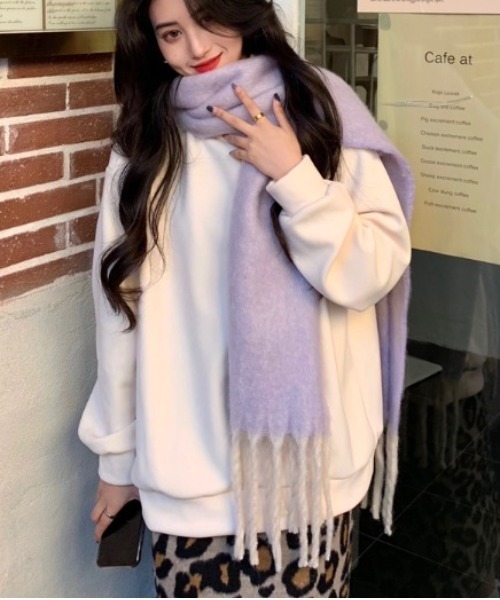 yuue' ( wear )(ユーイ)の「mochimochi大判マフラー(マフラー・レディース・ブラック/レッド/パープル/オフホワイト・FREE)」の6枚目の写真