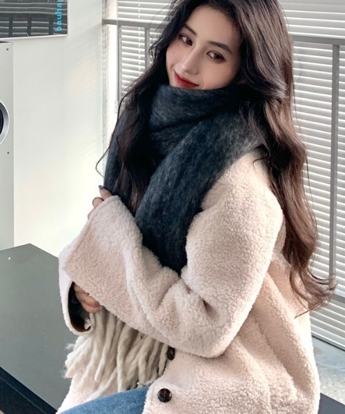 yuue' ( wear )(ユーイ)の「mochimochi大判マフラー(マフラー・レディース・ブラック/レッド/パープル/オフホワイト・FREE)」の14枚目の写真