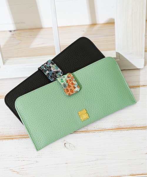 efffy（エフィー）の「【efffy/エフィー】 友禅染 スリムウォレット（財布・レディース・レッド/イエロー/オレンジ/ネイビー/アイボリー/グリーン/グリーン系その他/ブラック・FREE）」の4枚目の写真