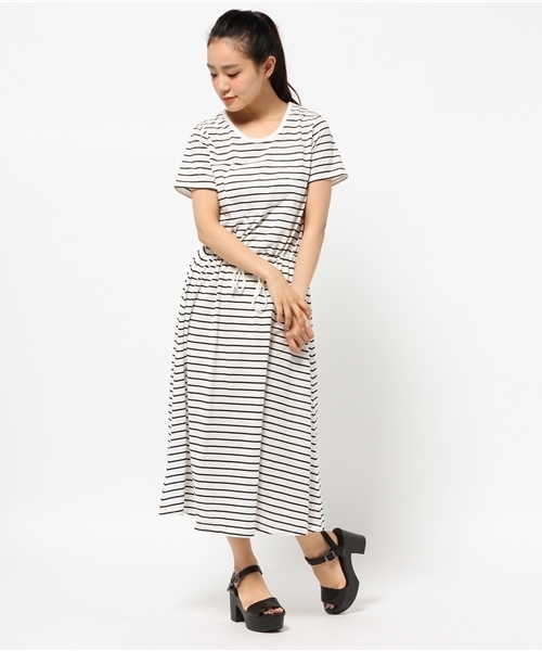 WEGO（ウィゴー）の「WEGO/カットマキシワンピース（ワンピース・レディース・ホワイト系その他/ブラック/カーキ・FREE）」の17枚目の写真