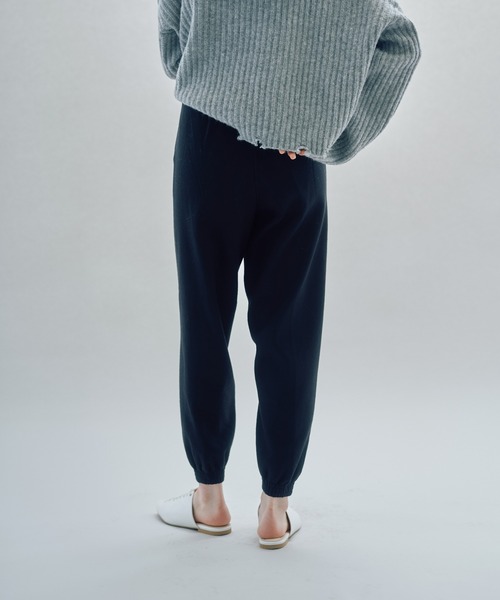 INSIIS(インシス)の「ニットジョガーパンツ(スウェットパンツ・レディース・アイボリー/ブラック/グレー・フリー)」の19枚目の写真