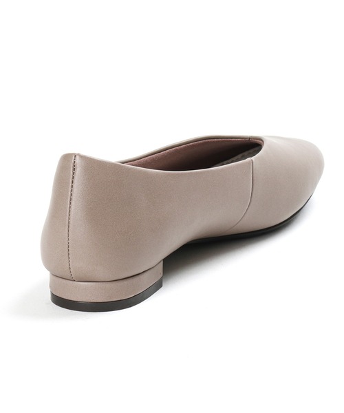 【ラクとキレイ】Vカットフラットパンプス（パンプス）｜AcureZ（アキュアーズ）