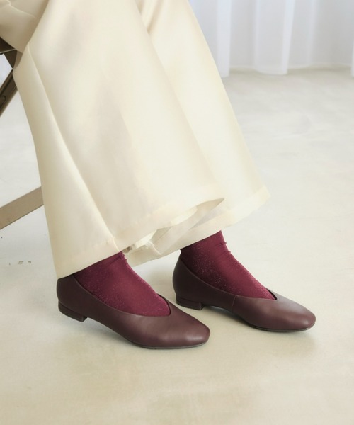 【ラクとキレイ】Vカットフラットパンプス（パンプス）｜AcureZ（アキュアーズ）