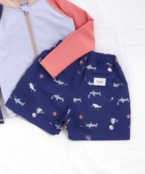 apres les cours(アプレレクール)の「【UVカット/一部リンク可能】バイカラー・総柄トランクス水着(水着・キッズ・イエロー/レインボー/サックスブルー/ネイビー・100/140/80/120/130/110/90)」の2枚目の写真