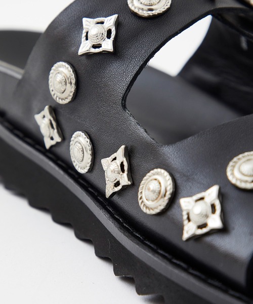 TOGA VIRILIS（トーガ ビリリース）の「SANDAL-BLACK LEATHER（サンダル・メンズ・ブラック・41/42）」の12枚目の写真