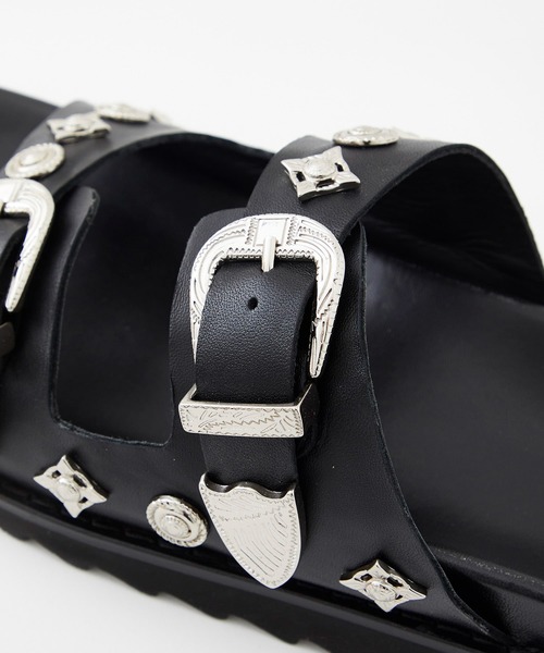 TOGA VIRILIS（トーガ ビリリース）の「SANDAL-BLACK LEATHER（サンダル・メンズ・ブラック・41/42）」の8枚目の写真