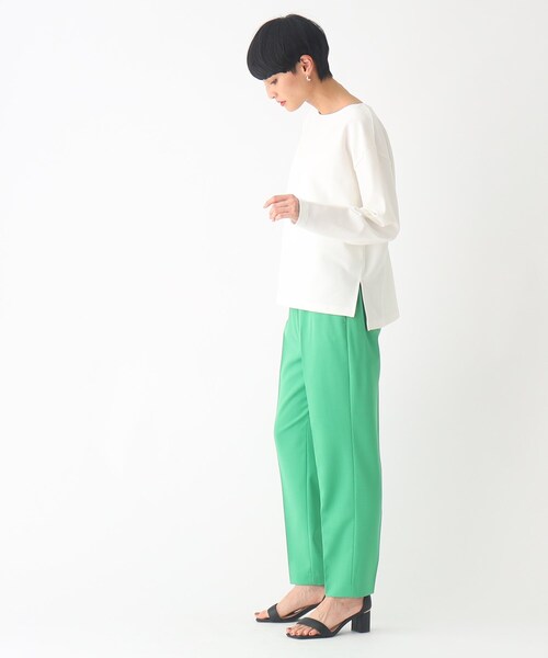 OPAQUE.CLIP(オペークドットクリップ)の「◆ピマコットン混リップル ボートネックカットソー(Tシャツ/カットソー・レディース・ホワイト系その他3/オフホワイト/ライトベージュ/ブラック・40/38/42)」の6枚目の写真