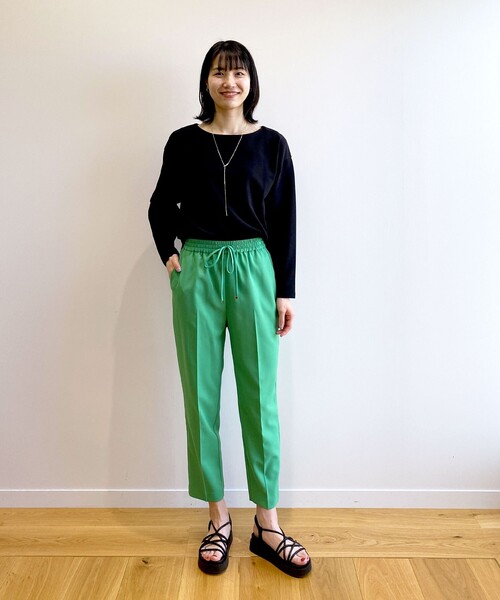 OPAQUE.CLIP(オペークドットクリップ)の「◆ピマコットン混リップル ボートネックカットソー(Tシャツ/カットソー・レディース・ホワイト系その他3/オフホワイト/ライトベージュ/ブラック・40/38/42)」の15枚目の写真