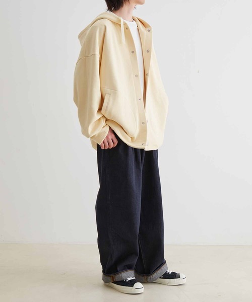 ADAM ET ROPE'（アダムエロペ）の「【WEB限定】ビック ルーズ スウェット マリンパーカー / スナップ フーディー / ユニセックス（カーディガン/ボレロ・メンズ・ブラック/キナリ・L/M）」の13枚目の写真