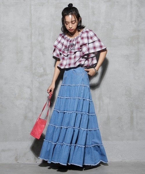 GEVS.(ジェイヴィス)の「<大きいサイズ> 綿100%デニムティアードマキシスカート GEVS.(スカート・レディース・ブルー系2/ブルー系1・4L/5L/L/LL/3L)」の12枚目の写真