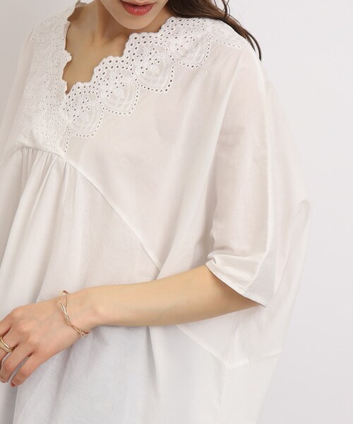 SHOO・LA・RUE（シューラルー）の「◆【ずるいくらい大人可愛い】スカラップレースブラウス（シャツ/ブラウス・レディース・ブラック/ホワイト系・00）」の17枚目の写真