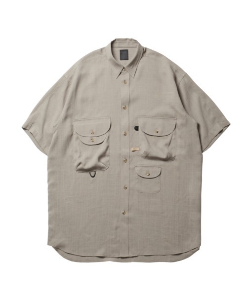 DAIWA PIER39(ダイワピア39)の「DAIWA PIER39 TECH BOMBAY SAFARI SHIRTS S/S BE-92023(シャツ/ブラウス・メンズ・ベージュ/ブラック・SMALL/MEDIUM/LARGE)」の1枚目の写真