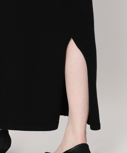 JOURNAL STANDARD relume（ジャーナルスタンダード　レリューム）の「インナーセットホルターネックニットワンピース（ワンピース・レディース・ブラック/ブラック系その他・FREE）」の22枚目の写真