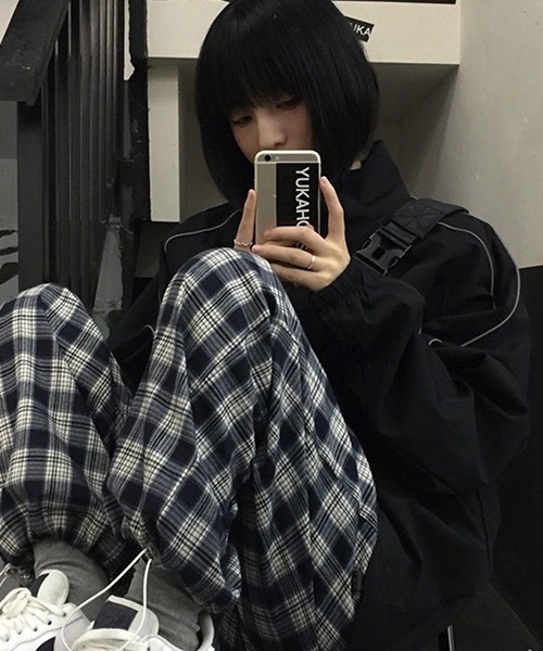 c.u.l(シーユーエル)の「ユニセックス ナイロン風トラックジャケット culw499(ジャージ・レディース・ブラック・FREE)」の8枚目の写真