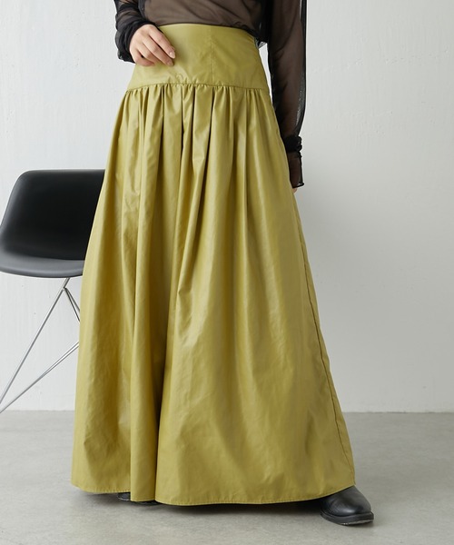 COLLAGE GALLARDAGALANTE(コラージュガリャルダガランテ)の「レザーライクスカート(スカート・レディース・イエロー/ブラック・FREE)」の6枚目の写真