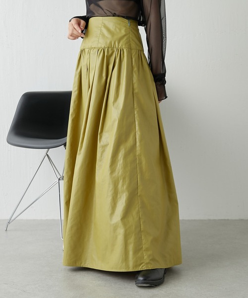 COLLAGE GALLARDAGALANTE(コラージュガリャルダガランテ)の「レザーライクスカート(スカート・レディース・イエロー/ブラック・FREE)」の7枚目の写真