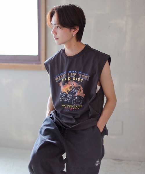 SPINNS(スピンズ)の「【SPINNS】ノースリーブTシャツ ビンテージデザインロゴ バイク(タンクトップ・メンズ・ブラック/チャコール・ONESIZE)」の13枚目の写真