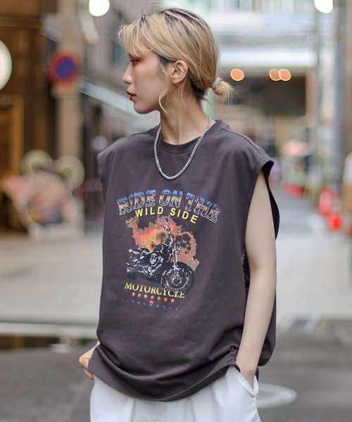 SPINNS(スピンズ)の「【SPINNS】ノースリーブTシャツ ビンテージデザインロゴ バイク(タンクトップ・メンズ・ブラック/チャコール・ONESIZE)」の21枚目の写真