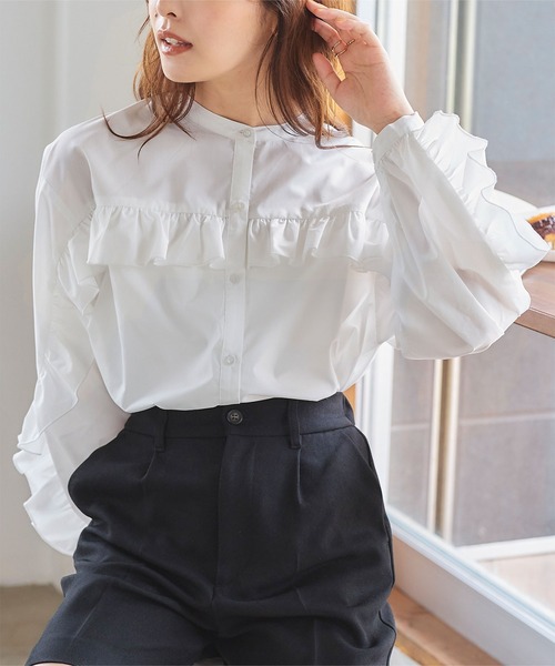 titivate(ティティベイト)の「フリル切替デザインブラウス(シャツ/ブラウス・レディース・オフホワイト/ネイビー/ブラック・S/M)」の2枚目の写真