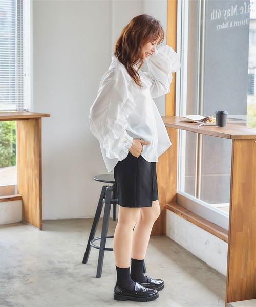 titivate(ティティベイト)の「フリル切替デザインブラウス(シャツ/ブラウス・レディース・オフホワイト/ネイビー/ブラック・S/M)」の20枚目の写真