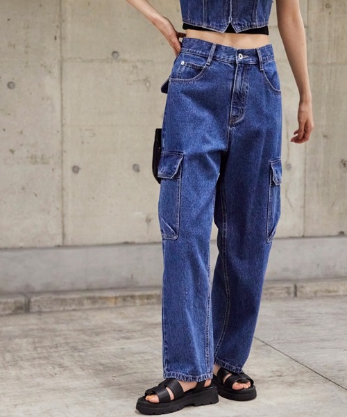 FREE'S MART(フリーズマート)の「【Sシリーズ対応】◆カーゴデニム(デニムパンツ・レディース・ブラック系その他/インディゴブルー・X-SMALL/SMALL/MEDIUM)」の3枚目の写真