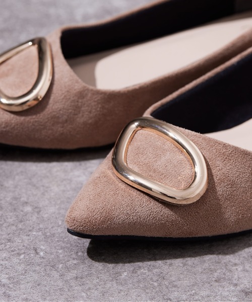 Chez toi（シェトワ）の「ゴールドバックルフラットパンプス（パンプス・レディース・ブラック/オレンジ/ベージュ/ブラウン/ブラック系その他/ゴールド/ベージュ系その他・M/L/S）」の10枚目の写真