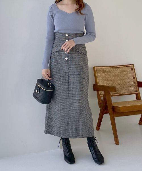 mysty woman（ミスティウーマン）の「ハートネックリブプルオーバー 978465（ニット/セーター・レディース・ピンク/グレイッシュブルー/ブラック/アイボリー・FREE）」の17枚目の写真